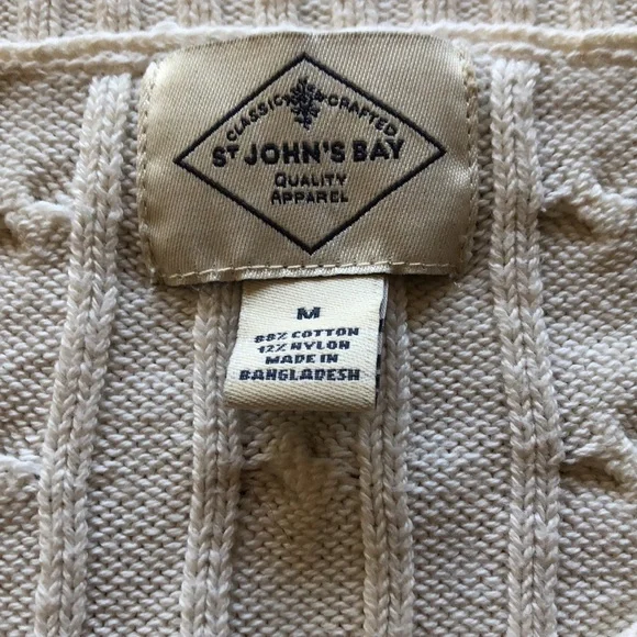 St. John’s Bay cable sweater size medium - Picture 2 of 5
